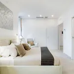 Appartement Vatican Momahouse Luxury By Varental