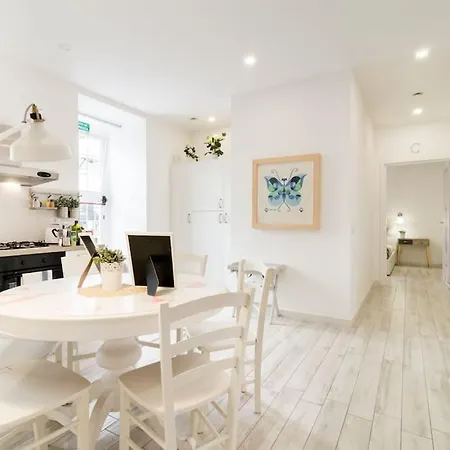 Vatican Momahouse Luxury By Varental Apartment *